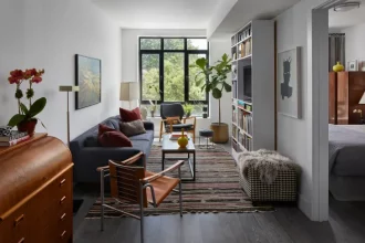 Maximizing Space in a Small Living Room: Furniture Solutions and Design Ideas
