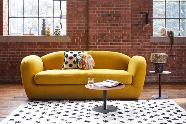 How to Style Your Sofa for Every Occasion